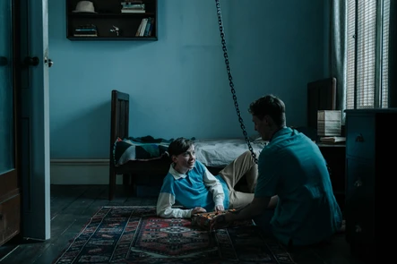 На цепи (Оригинальная версия с субтитрами) 